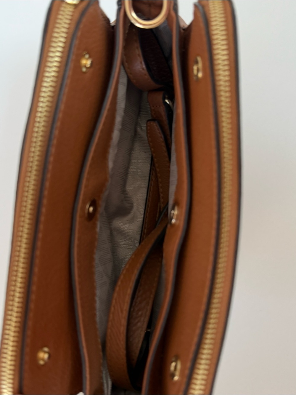 Classic Brown Women's Leather Crossbody Bag